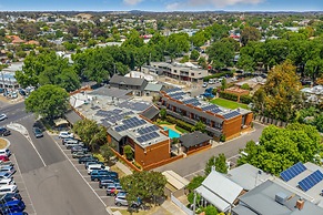 National Hotel Complex and Bendigo Central Apartments