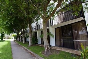 Connells Motel & Serviced Apartments