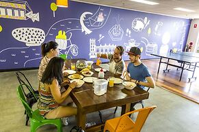 YHA Adelaide Central