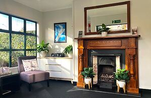 Cambridge Mews