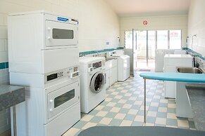 BIG4 Batemans Bay At Easts Riverside Holiday Park