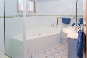 BIG4 Batemans Bay At Easts Riverside Holiday Park