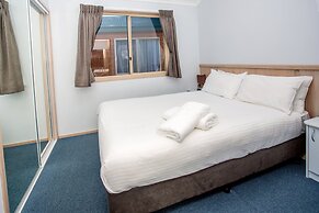 BIG4 Batemans Bay At Easts Riverside Holiday Park