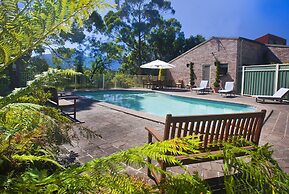 The Shingles Riverside Cottages