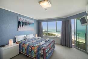 Chateau Royale Beach Resort Maroochydore