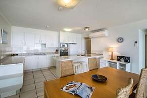 Chateau Royale Beach Resort Maroochydore