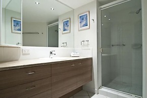 Chateau Royale Beach Resort Maroochydore