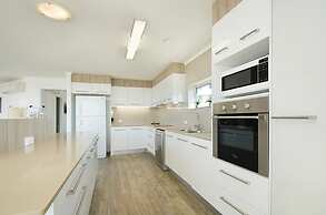 Chateau Royale Beach Resort Maroochydore