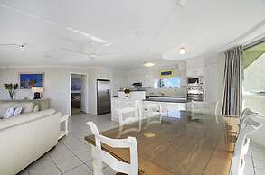 Chateau Royale Beach Resort Maroochydore