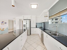 Chateau Royale Beach Resort Maroochydore