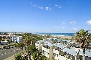 Chateau Royale Beach Resort Maroochydore