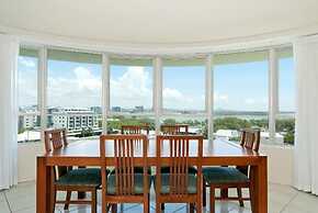 Chateau Royale Beach Resort Maroochydore