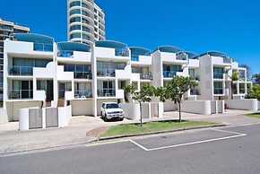 Chateau Royale Beach Resort Maroochydore