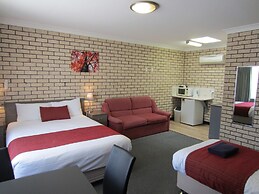 Cowra Crest Motel