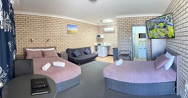 Cowra Crest Motel