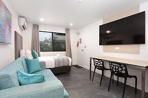 Southport Motel & Apartments