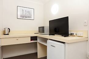 Southport Motel & Apartments