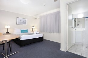 Southport Motel & Apartments