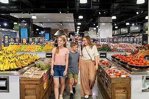 Southport Motel & Apartments