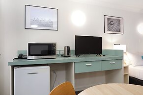 Southport Motel & Apartments