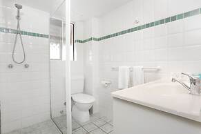 Southport Motel & Apartments