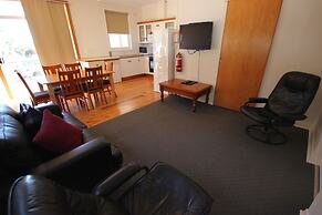 Cape Jervis Accommodation & Caravan Park