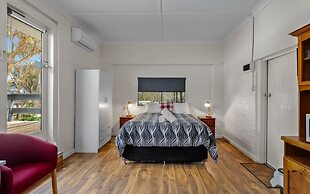 Cape Jervis Accommodation & Caravan Park