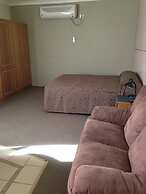 Francis Phillip Motor Inn