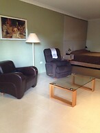 Francis Phillip Motor Inn