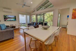 Mobys Beachside Retreat