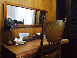 Milk-ya Guest House - Caters to Women only