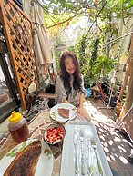 Milk-ya Guest House - Caters to Women only