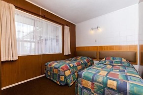 Sunset Lodge Motel