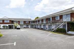 Sunset Lodge Motel
