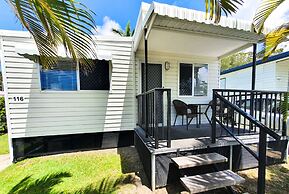 Alex Beach Cabins