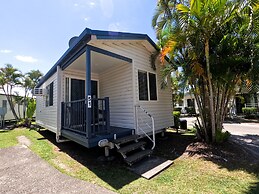 Alex Beach Cabins