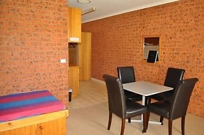 Merrijig Motor Inn Resort