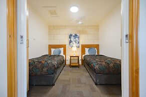 Loch Ard Motor Inn