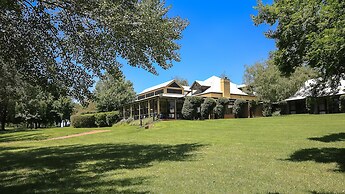 Briars Country Lodge