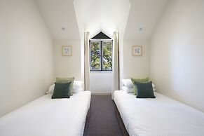 Briars Country Lodge