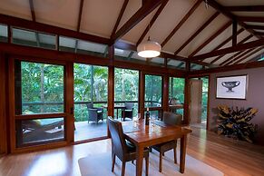 Crystal Creek Rainforest Retreat