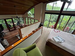 Crystal Creek Rainforest Retreat