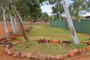 Meekatharra Accommodation Centre - Campsite