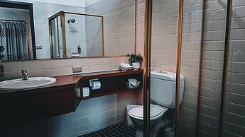 Mountain Creek Motel