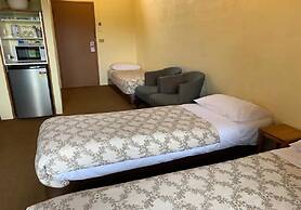 Mountain Creek Motel