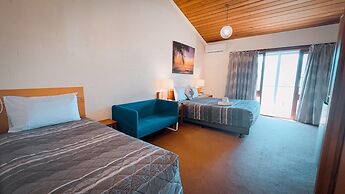 Mountain Creek Motel