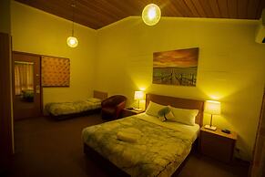 Mountain Creek Motel