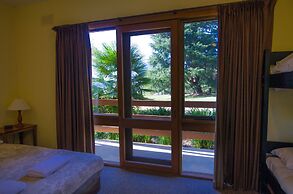 Mountain Creek Motel