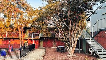 Mountain Creek Motel