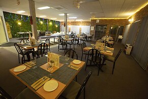 Mountain Creek Motel